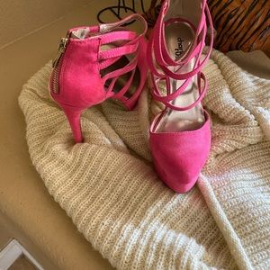 Charlotte Russe pumps size 6